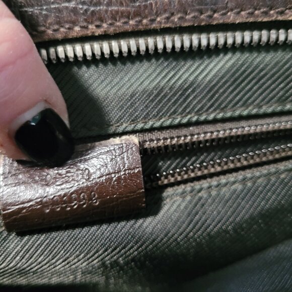 Gucci crossbody bag - Picture 7 of 9